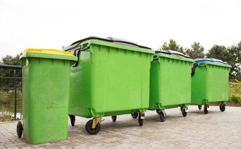 Kontenery na śmieci i gruz – jak skutecznie rozdzielać nieczystości?